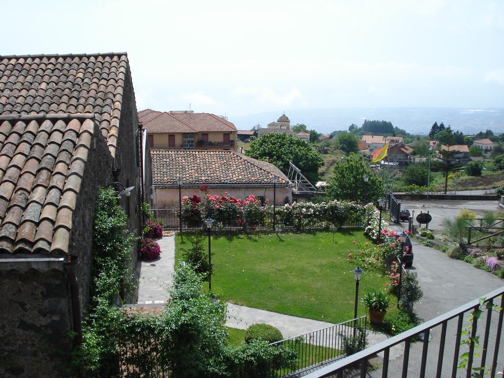 Villa La Pietra Antica O' Munti Mascali Exterior foto